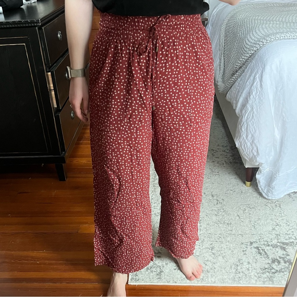 Abercrombie Wide Leg Drawstring Pants with White ditsy floral Print